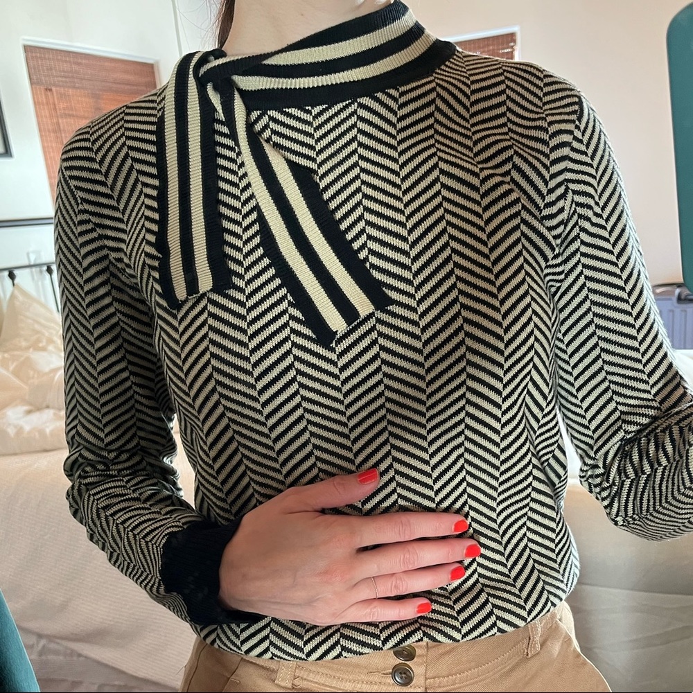 Silk blend sweater Top (washable)